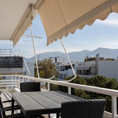 Luxurious 3-Bedroom Seaside Retreat Fully Renovated In 2025 Athén Kültér fotó