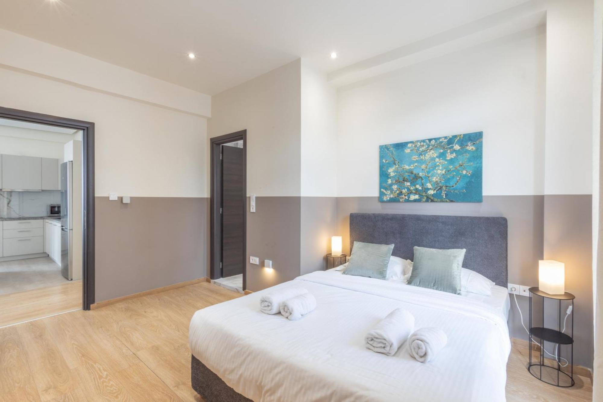 Luxurious 3-Bedroom Seaside Retreat Fully Renovated In 2025 Athén Kültér fotó